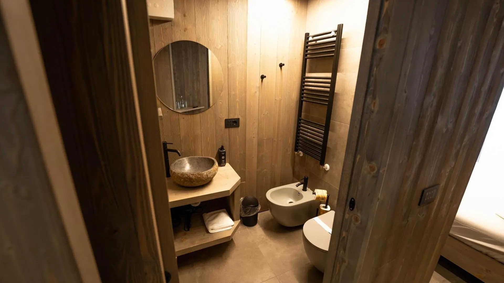 Le Suites De San Campel Rta Ponte Di Legno 3*,  Italy