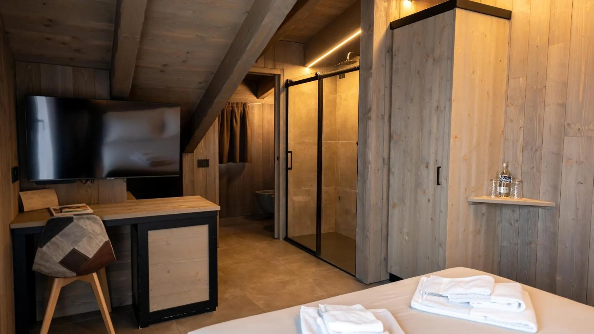 Le Suites De San Campel Rta Ponte Di Legno